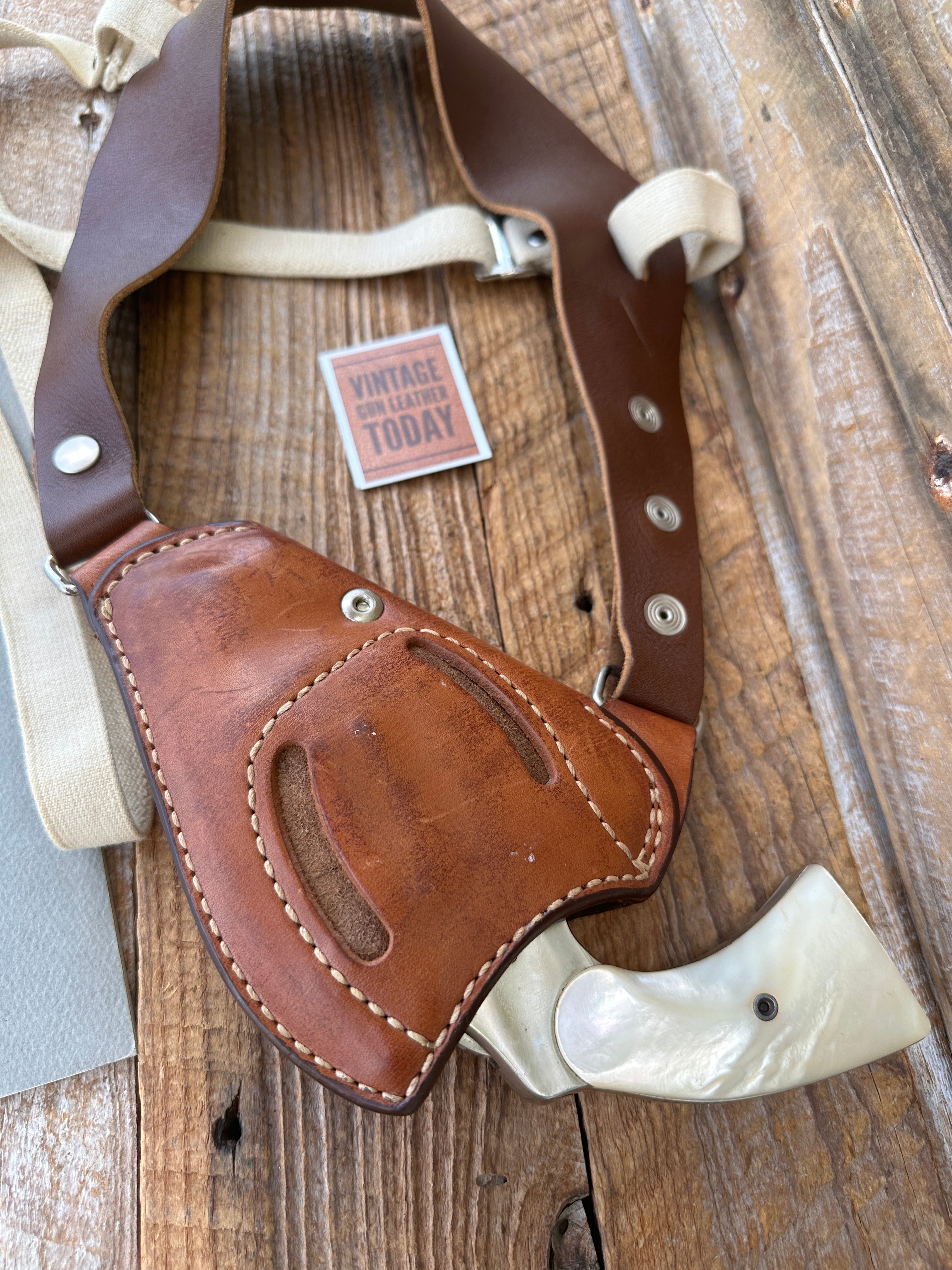 Detective Shoulder Gun Holsterbody Rubs In Ft Lauderdale