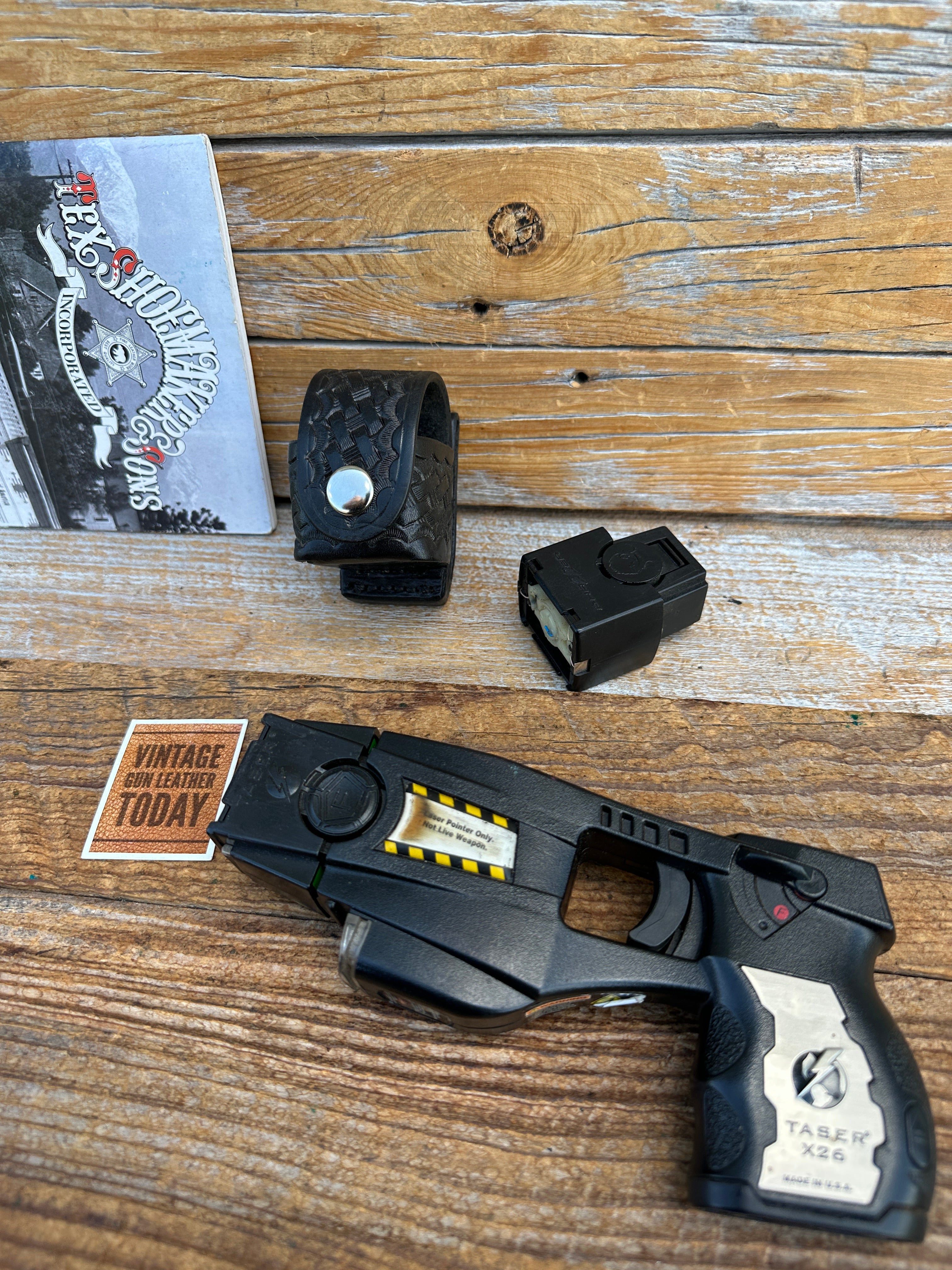 Tex Shoemaker Black Basket Leather Double X26 Taser Phazzer One