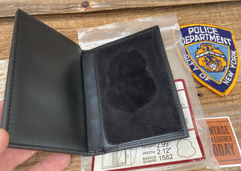 Vintage Strong Black Leather Badge ID Wallet 1582 For Blackington C15496 Shield