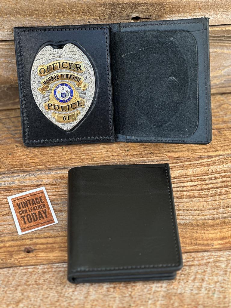 Vintage Tex Shoemaker Black Plain Leather Badge 2 ID Holder 3 1/8 x 2 1/4"