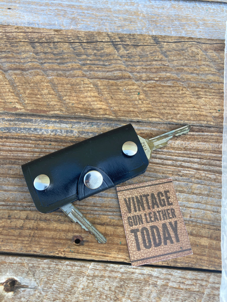 Vintage Tex Shoemaker Leather Pocket Key Keeper Holder Ring Fob