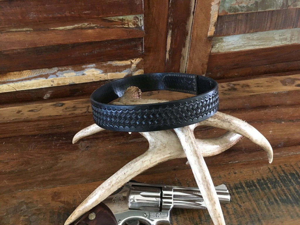 Tex Shoemaker Black Basketweave Buckleless Belt Velcro 1 3/4" Wide Size 26