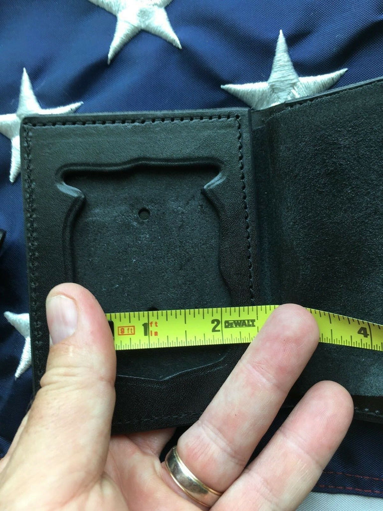 Tex Shoemaker Black Basketweave / Plain Leather Portland Police Badge ID Wallet